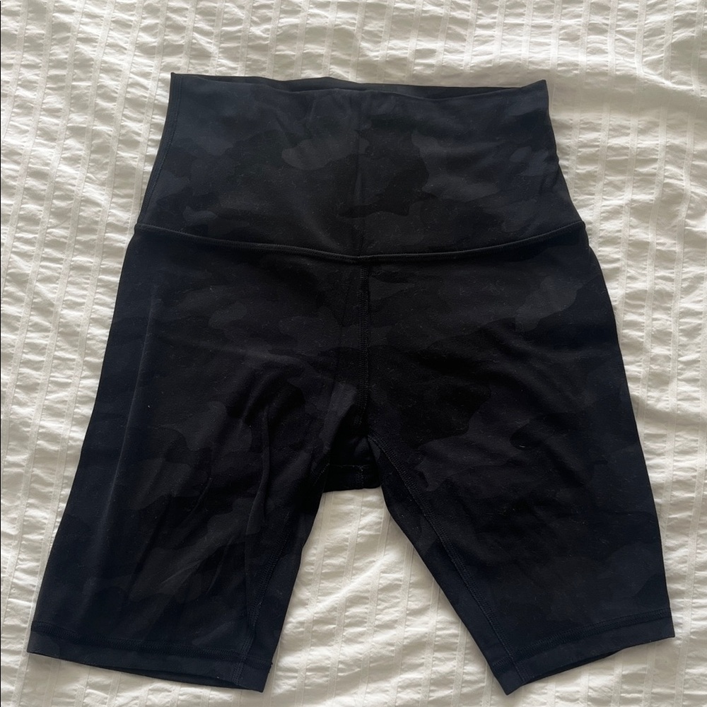 Lululemon Camo Black Women's High-Waisted Shorts